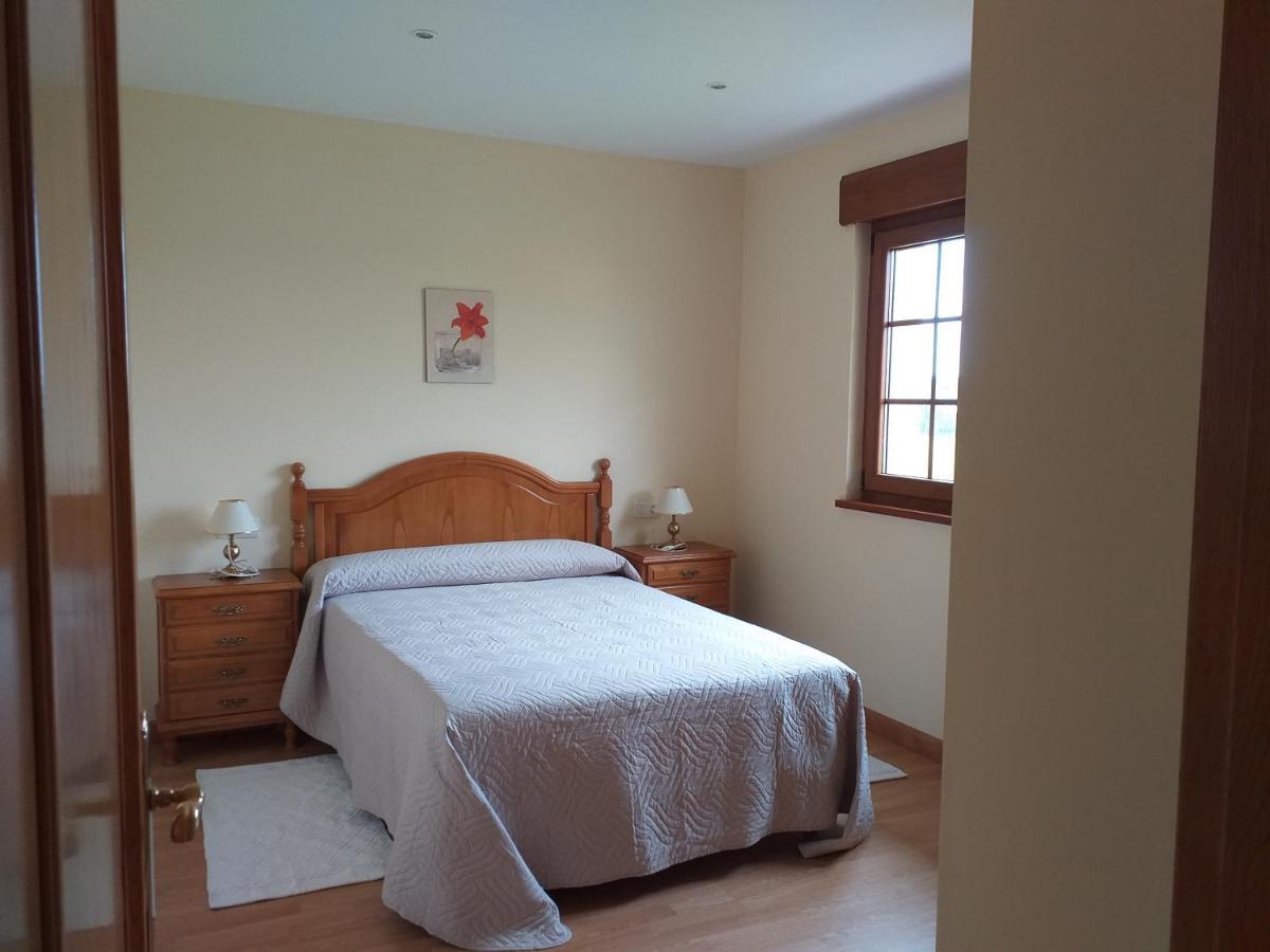 Apartamentos Turisticos La Senra كاستروبول المظهر الخارجي الصورة